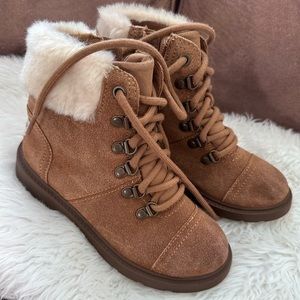 Ugg boots for girls size 13c
